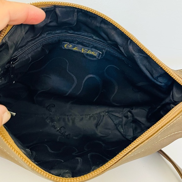 1990’s Tan Minimalist CARLOS FALCHI Crossbody - Picture 2 of 7